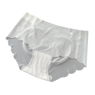 日系少女桑蚕丝抗菌蜜桃臀女士三角裤 薄款 女中腰夏季 冰丝无痕内裤