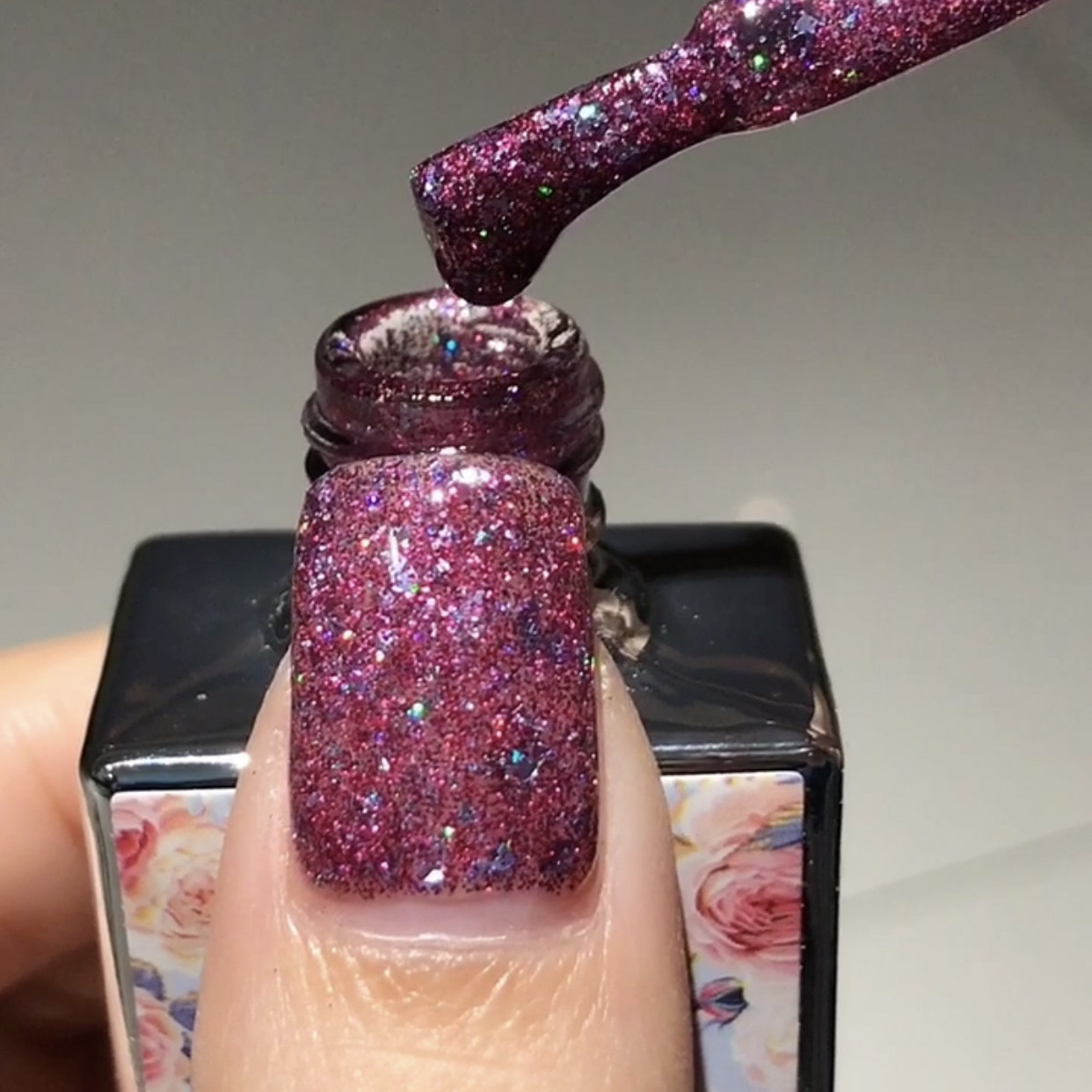 2023新款爆闪亮片甲油胶微钻紫闪粉碎片不规则光疗指甲胶美甲店用