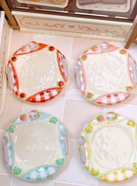 定制仿真微缩kt草莓野餐盘diy奶油胶树脂饰品配件娃屋摆件捏捏盘