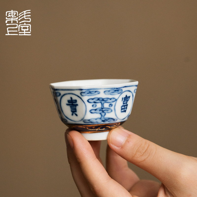 仿古手绘青花八角茶杯