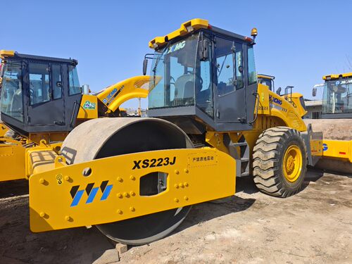 外贸出口徐工压路机XS223振动压路机22吨压路机品质保障