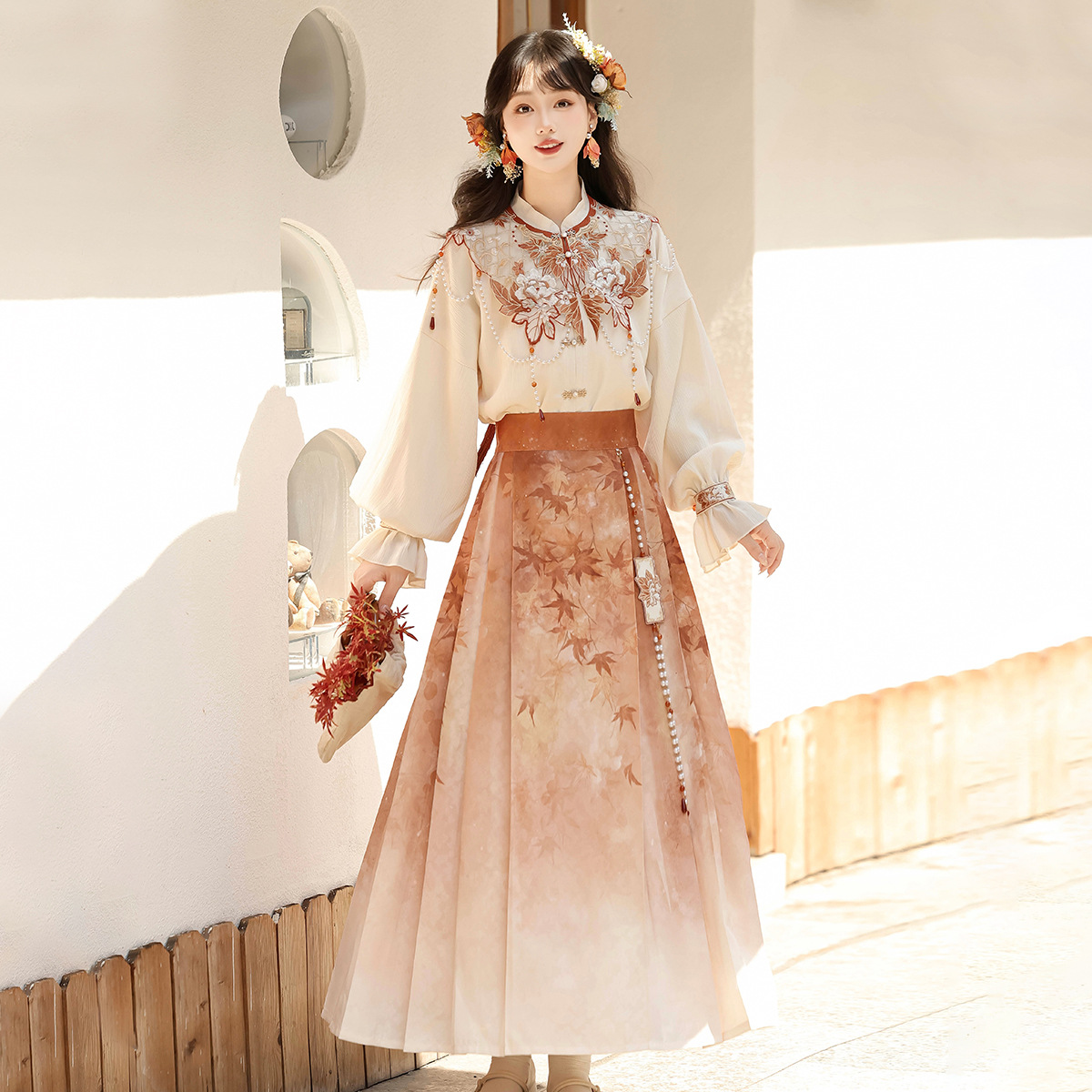 设计师的礼物原创枫叶集汉服女新中式汉元素云肩马面裙秋季套装