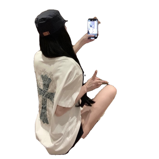 牛仔布梵文十字架烫钻短袖T恤女休闲宽松时尚百搭洋气小众上衣潮