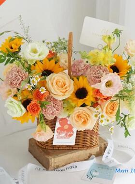 Handmade Rattan Basket with Handle for Home Flower Arrangeme