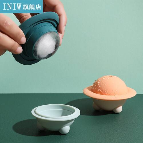Ice Ball Mold Silicone Beverage Ice Cube Maker Non-stick Reu