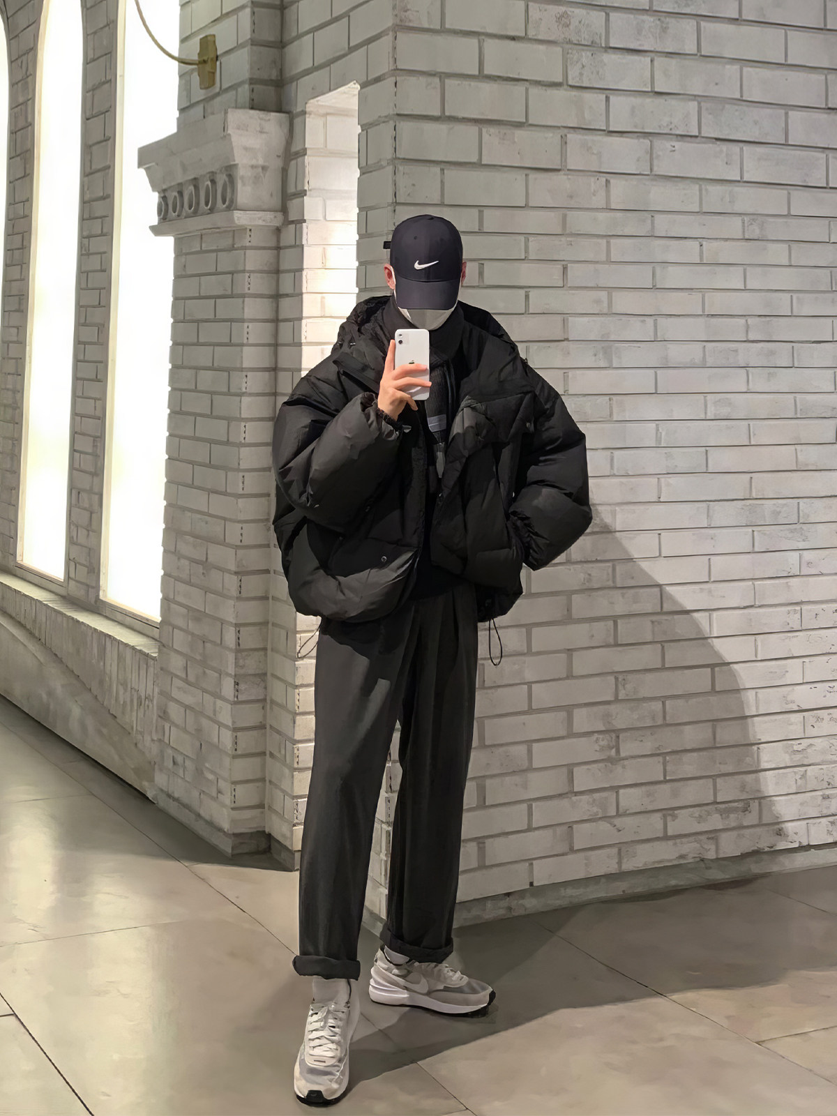 WHITE AND GRAY HOODED THICKENED LOOSE BREAD COTTON JACKET MENS AUTUMN AND WINTER NEW TREND SIMPLE SHORT COTTON JACKET