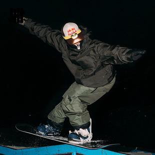 UNDEFEATED五条杠官方春季新品UND X  BURTON 2L防水滑雪夹克