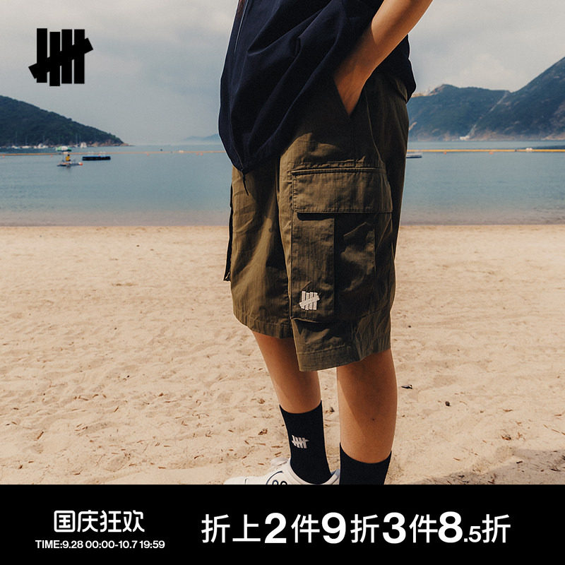 五条杠宽松多口袋工装短裤图片