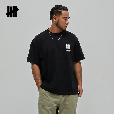 UNDEFEATED图案重磅短袖T恤