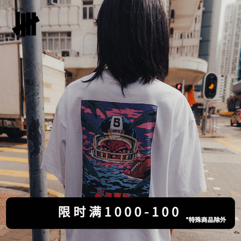 UNDEFEATED五条杠橄榄球T恤图片