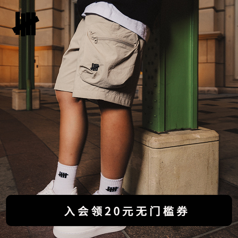UNDEFEATED口袋设计LOGO短裤