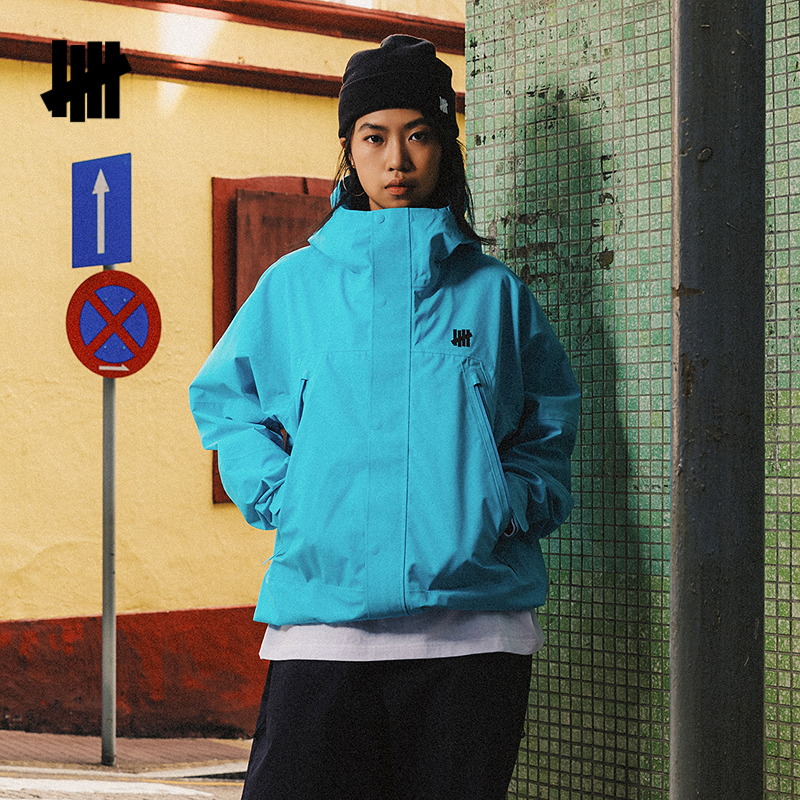 UNDEFEATED五条杠官方春季新品全压胶三层户外防泼水外套
