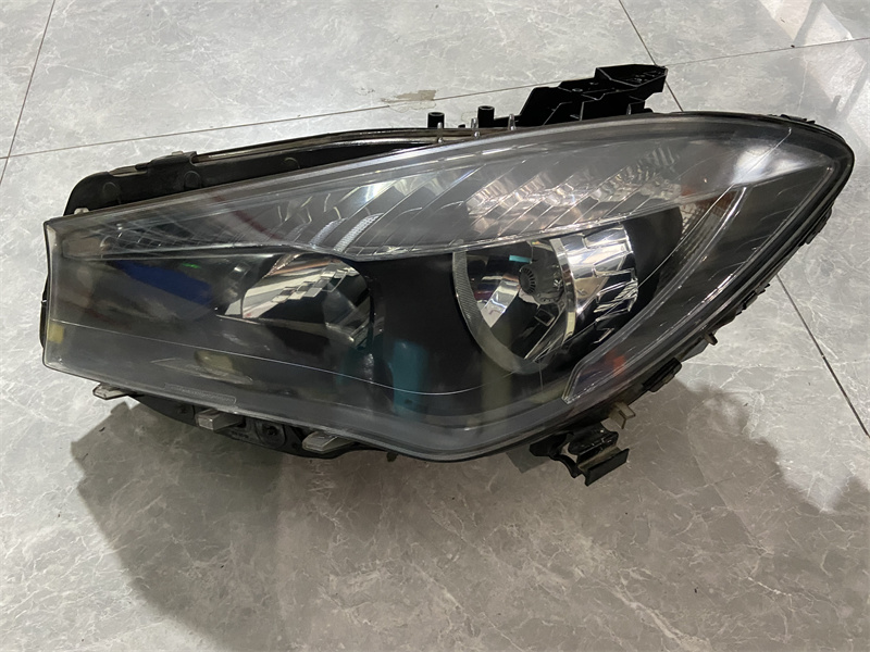 奔驰cla卤素原厂大灯总成