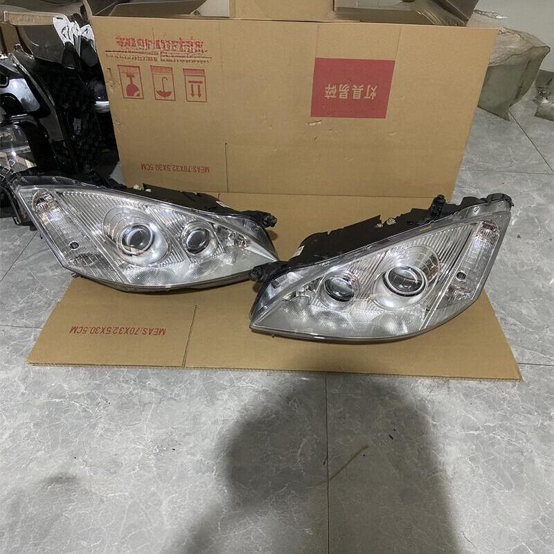 适用于奔驰S级s300 s350 s500 s600大灯总成老款W221左右头灯hid