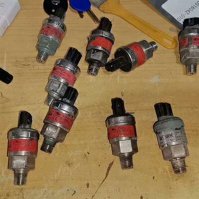 议价约克YORK压力传感器060G2153 025-295适用