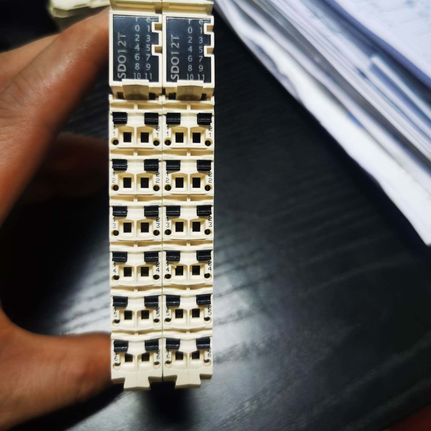 议价PLC数字量输扩展模块，99成新，TM5SDO1适用