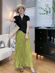 百搭款 垂感显瘦时尚 清新减龄褶皱肌理感绿色半身裙女2026春夏新款