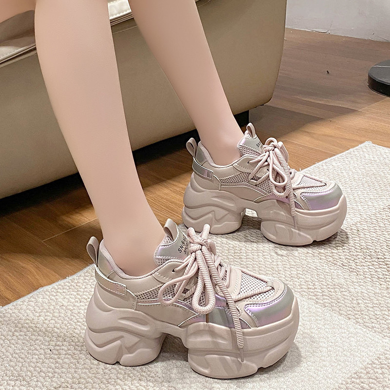 明星同款厚底老爹鞋女图片