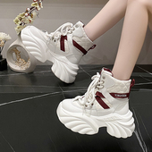 女靴爆款 春款 高级感炸街短靴 厚底马丁靴女2025新款 潮牌高帮老爹鞋