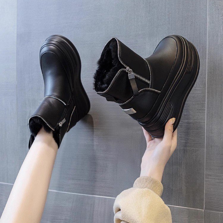 英伦风马丁靴女冬加绒松糕厚底