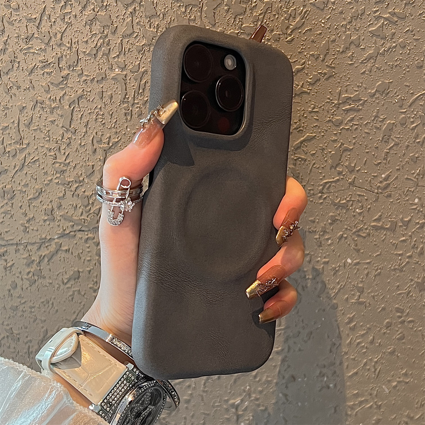 深灰大孔半包皮质磁吸适用苹果16手机壳新款16promax保护套iphone16pro防摔15promax硅胶苹果15全包13外壳14