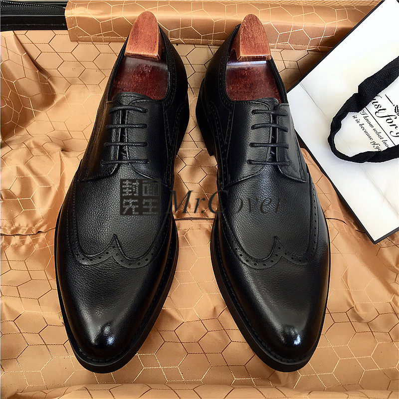 NEW HIGH-END LEATHER BROGUE CARVED BRITISH POINTED TOE HANDMADE LEATHER SHOES FOR MEN AND GROOMS WEDDING SUIT SHOES OXFORD SHOES