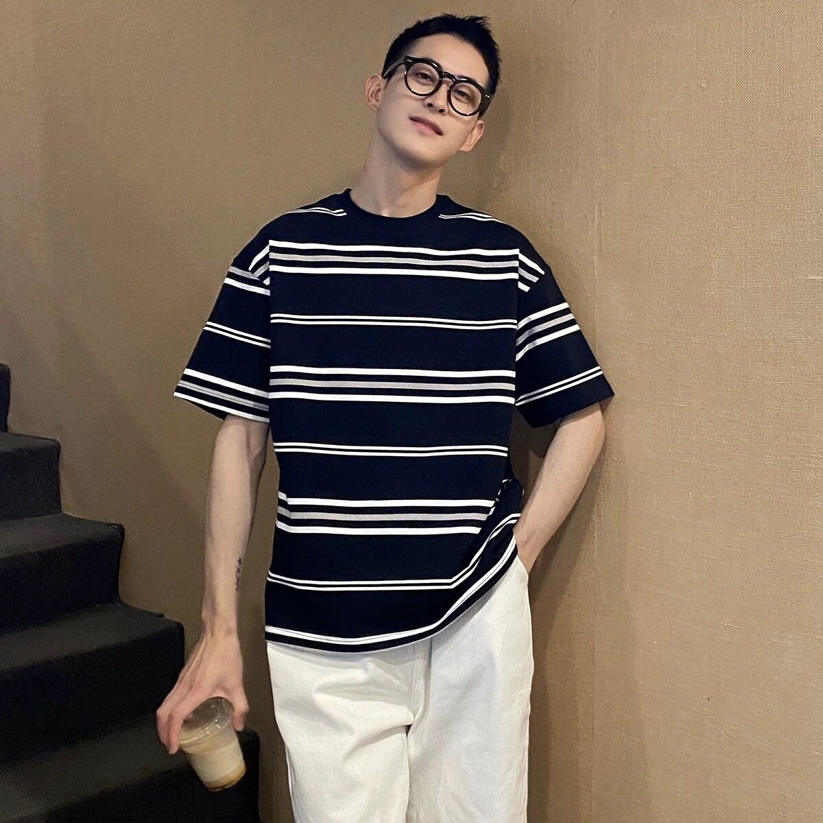 nick tian 日系新款黑白条纹t恤男夏季宽松休闲短袖半袖体恤百搭图片