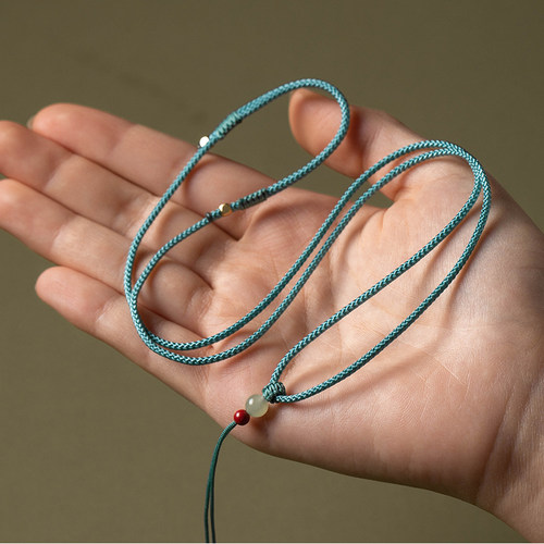 和田玉朱砂吊坠挂绳平安扣