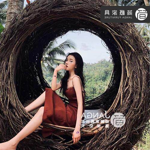 巴厘岛网红鸟巢秋千景区打卡婚纱拍摄道具创意圆形床户外吊篮现货