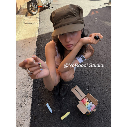 博主同款大帽檐显脸小纽扣马术帽