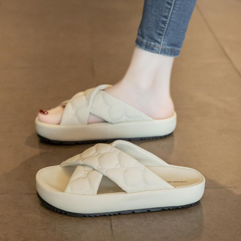 凉拖鞋女夏外穿2025新款交叉带爆款厚底沙滩凉鞋平底一字拖踩屎感,女鞋,一字拖,淘宝优惠券,粉丝福利购,淘宝优惠卷