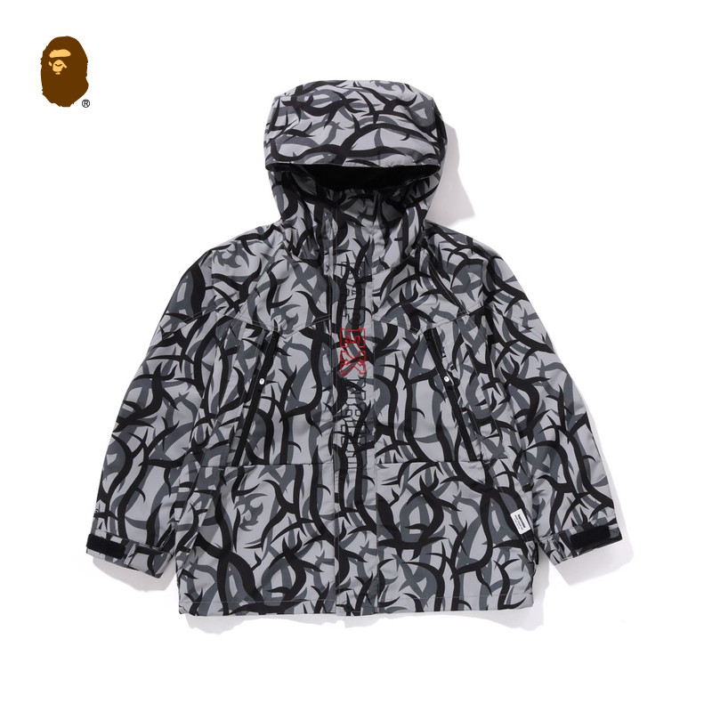 BAPE刺绣字母撞色连帽夹克