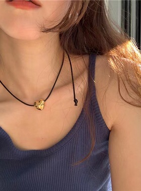 韩国ins小众黑绳大颗爱心项链