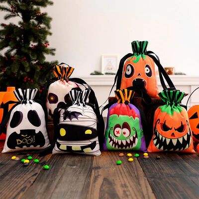 10PCS Halloween Bags For Sweets, Scary & Humorous Gift Bags,