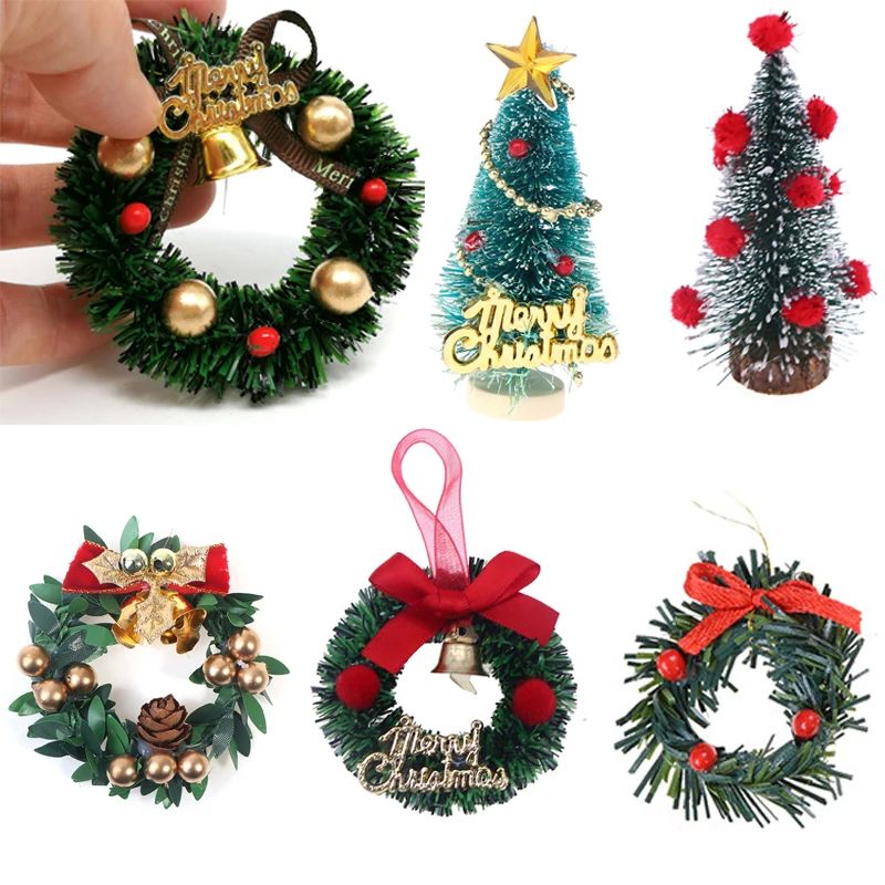 Miniature Christmas Wreath Mini Hanging Xmas Wreath Dollhous