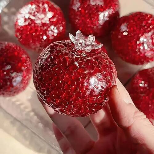 1PC Pomegranate-Shaped Stress Relief Ball Creative Malleable