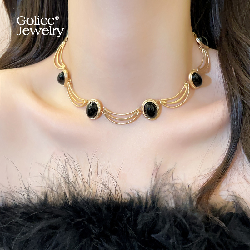 古里雅几何黑金撞色项链高级感