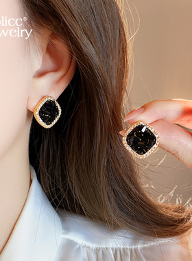 黑色锆石耳钉女2026新款爆款轻奢高级感气质大气耳环独特漂亮耳饰