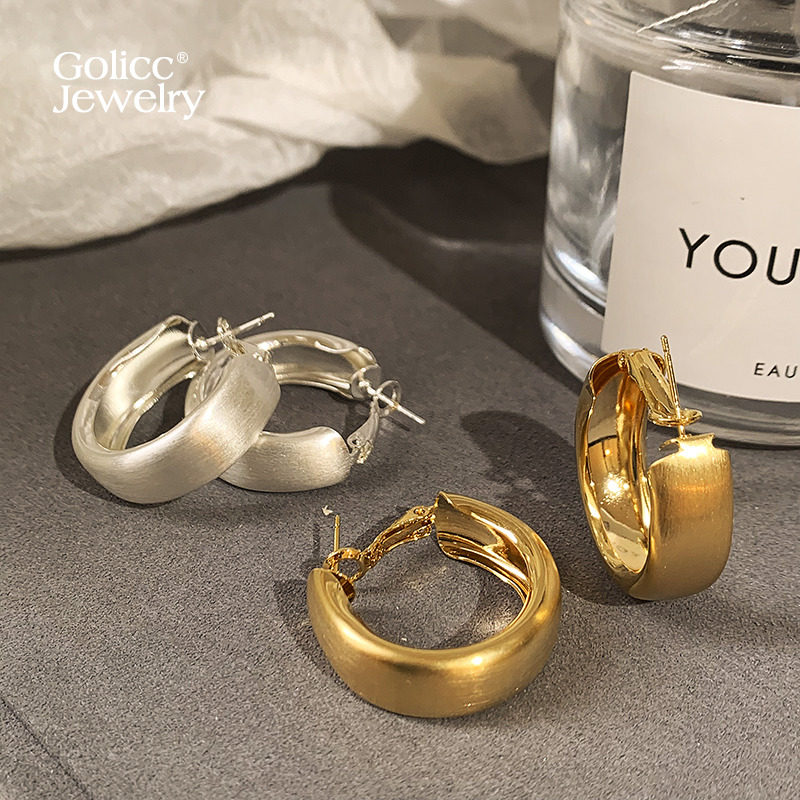 拉丝哑光圈圈金色耳环女轻奢高级感耳圈耳钉独特2026新款爆款耳饰,饰品/流行首饰/时尚饰品新,耳环,淘宝优惠券,粉丝福利购,淘宝优惠卷