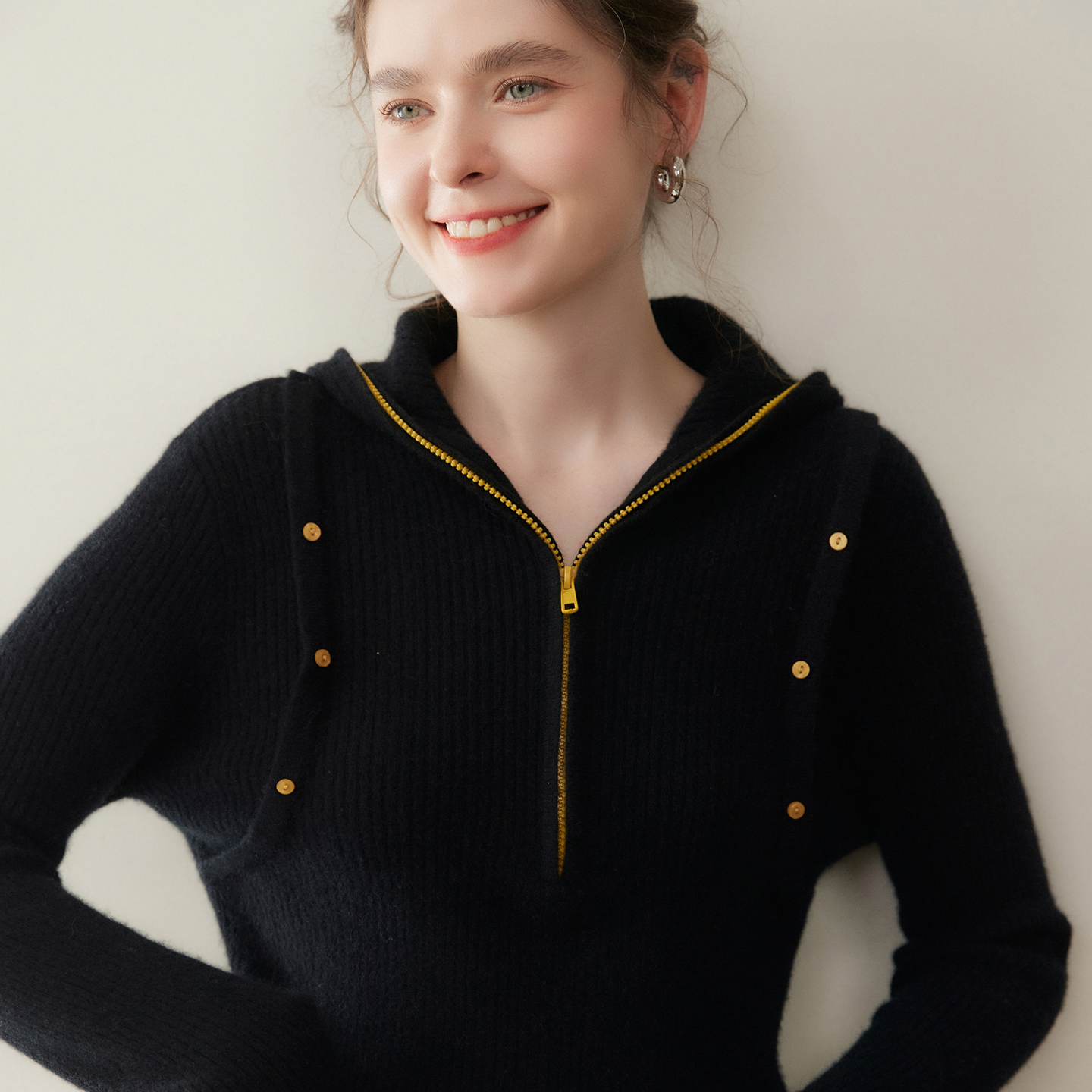 山羊绒半拉链连帽女针织帽衫毛衣