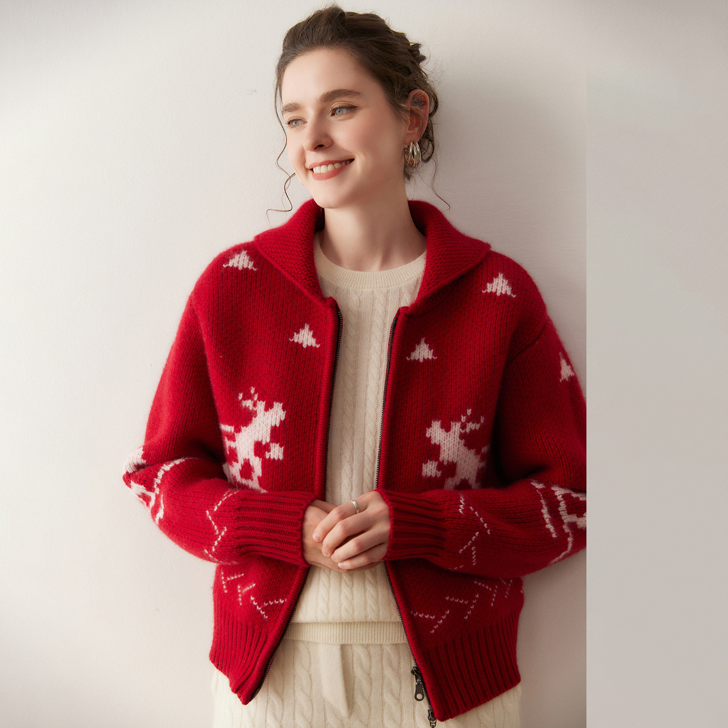 山羊绒针织开衫小鹿提花毛衣外套