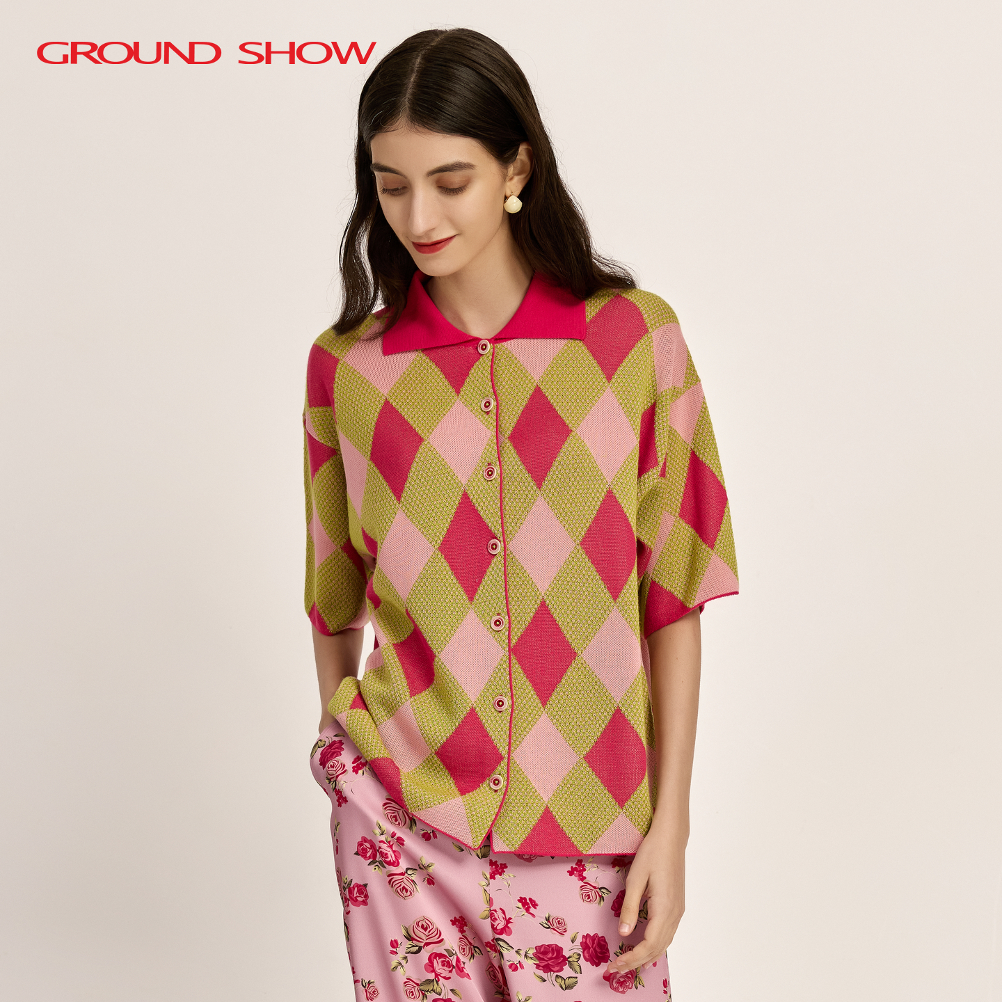 阁兰秀红色菱形格纹针织开衫