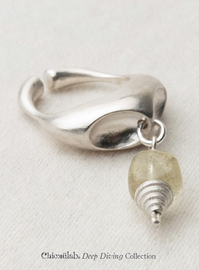 奇虚乐Chicxūlab 利比亚陨石玻璃吊坠 捏塑应力指环素银开口戒指