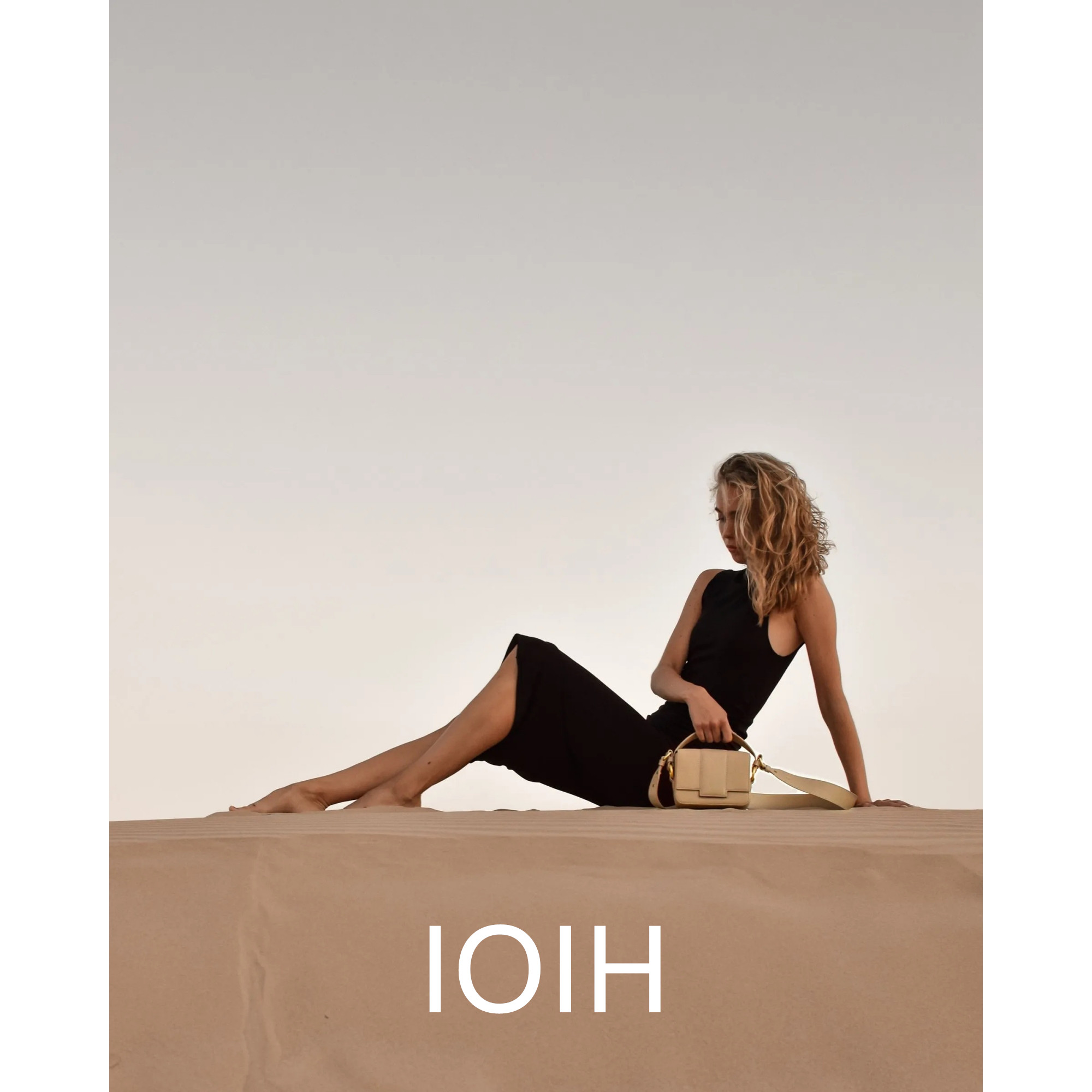 IOIH 日系方块形设计时尚百搭单肩斜挎包女简约手提包包