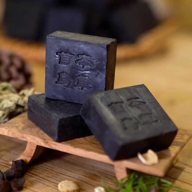 何首乌洗发皂手工皂植物精油无硅油护发香皂天然温和家庭装