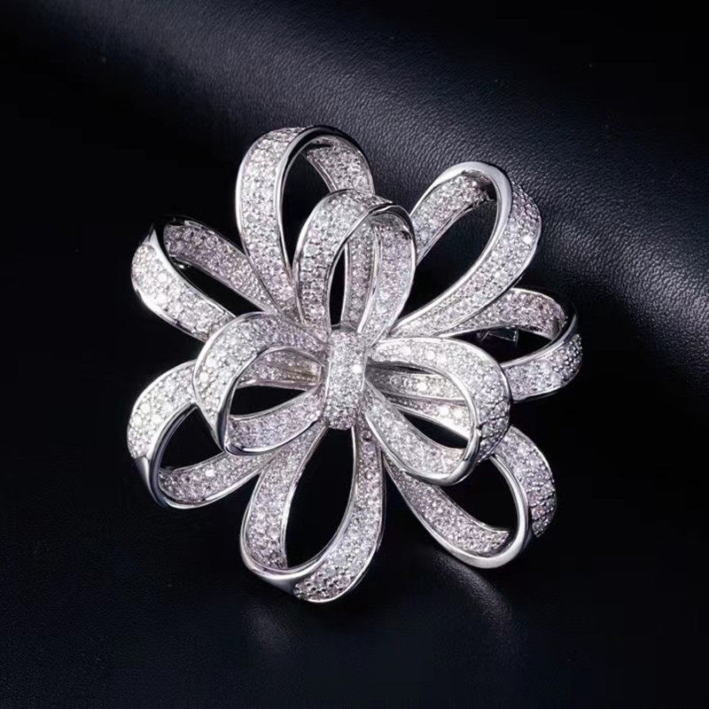 高档奢华满钻花朵锆石胸针个性创意西服旗袍别针配饰婚庆胸花礼物