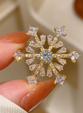 高档简约设计感个性时尚雪花胸针男女款胸花防走光开衫领口刺马针