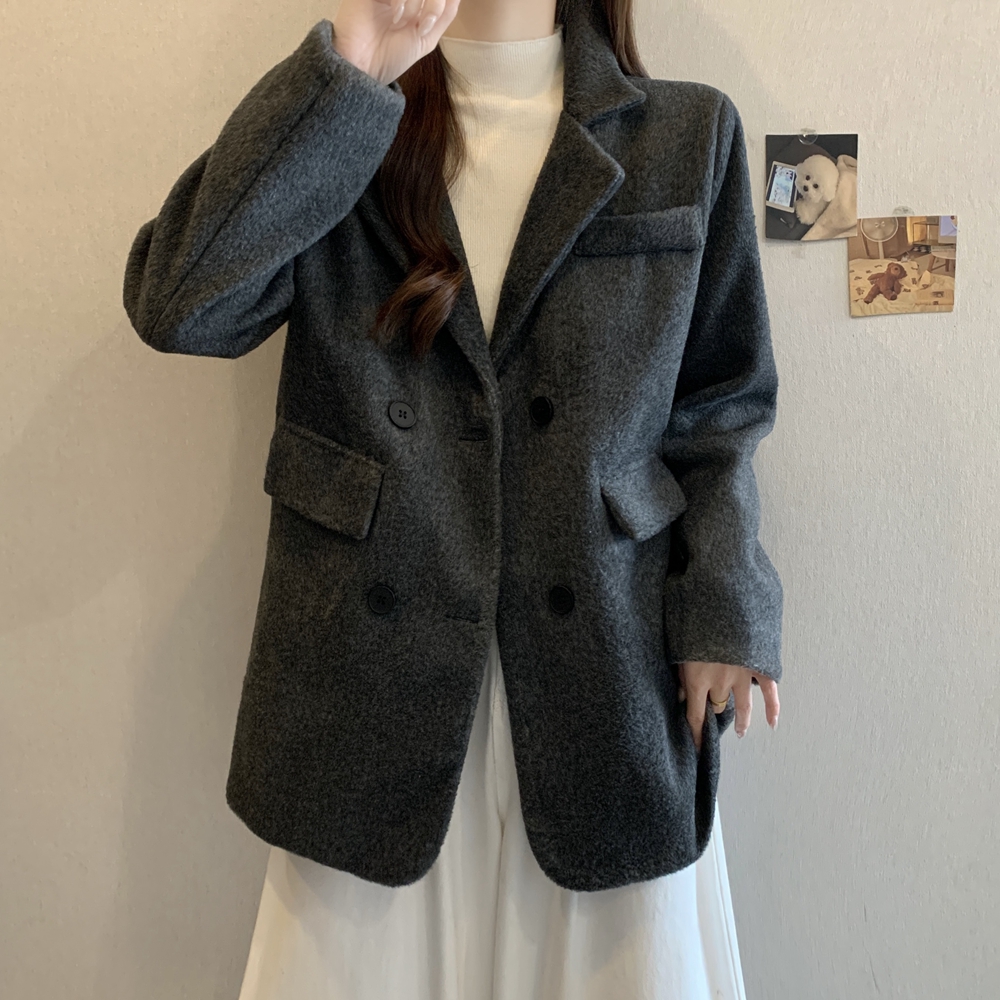 实拍冬装新款毛呢外套女短款小个子高级感西装赫本风厚呢子大衣