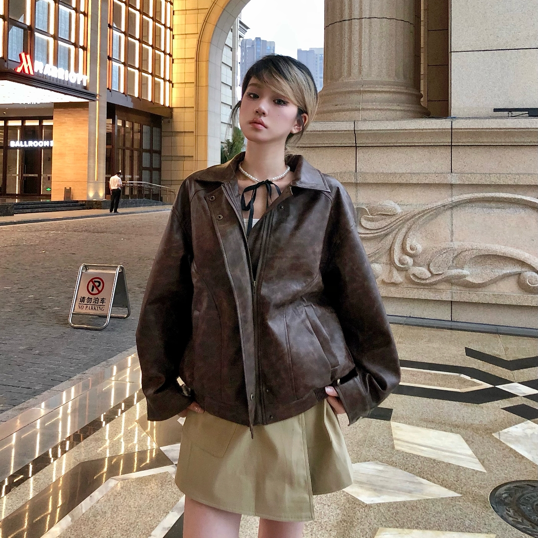 2025 复古感擦色做旧翻领皮衣女春秋宽松甜酷机车美式夹克外套