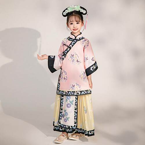 国风拜年服清汉女格格晚清印花